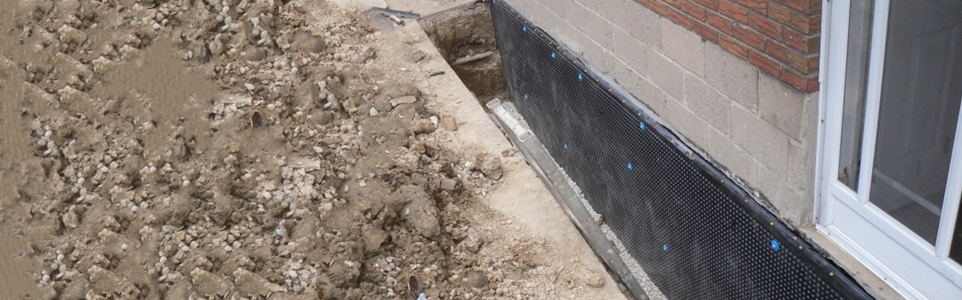 Installation de drainage autour d'une fondation